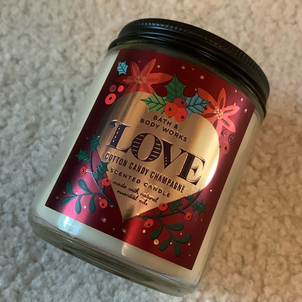 Bath & Body Works Cotton Candy Champagne single wick candle